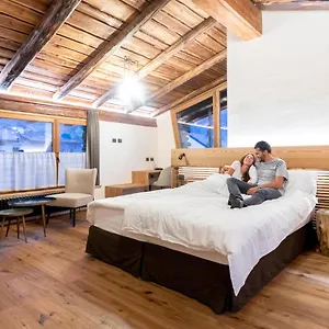 Hotel Curt Di Clement Eco Mobility, Tirano