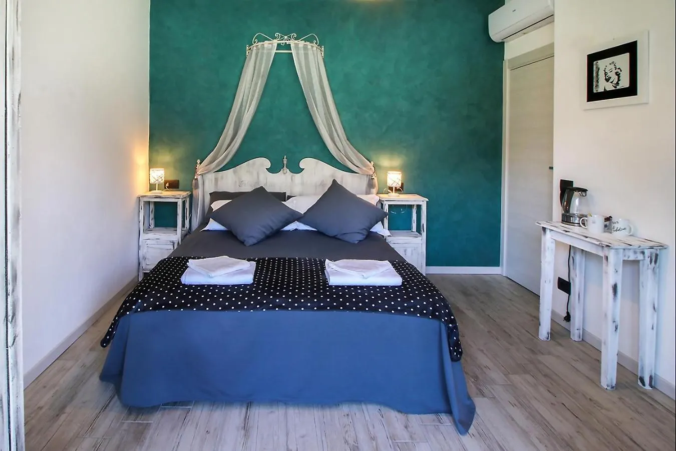 Adeline Bed & Breakfast Dascio